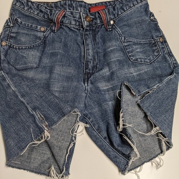 Levi's Shorts Girl 12 Denim Cutoff Red Tab Jeans Blue Youth 12 - Waist 26" - Picture 6 of 10
